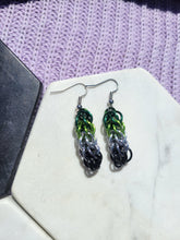 Load image into Gallery viewer, Snake Weave Earrings