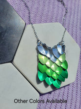 Load image into Gallery viewer, Scalemaille Shield Neckalce