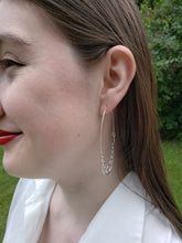 Load image into Gallery viewer, Graduated Bubble Sterling Silver Oval Hoop Earrings