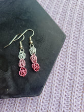 Load image into Gallery viewer, Tiny Sweet pea Earrings