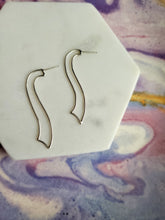 Load image into Gallery viewer, Medium Ribbon Sterling Silver Post Earrings